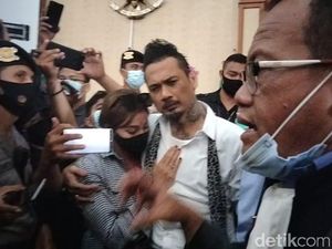 Divonis 1 Tahun 2 Bulan, Jerinx Diberi Semangat oleh Istri