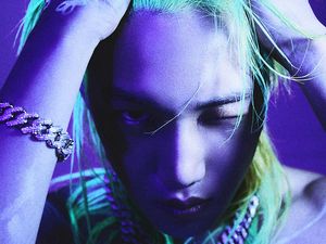 Spoiler Mmmh, Lagu Debut Solo Kai EXO