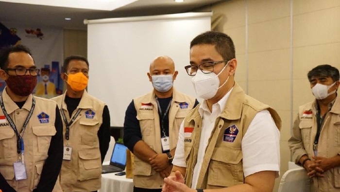 Ketua Bidang Koordinasi Relawan Satgas COVID-19 Andre Rahadian mengatakan pihaknya tak pernah melakukan kegiatan terkait pengembalian atribut relawan.