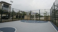 Club House Cluster Semayang menyediakan beragam fasilitas bagi penghuni diantaranya kolam renang, ruang serbaguna, outdoor fitness, taman bermain anak, yoga lawn, BBQ pit, dan basket ball court 3 on 3. Fasilitas yang berlokasi di antara Cluster Semayang dan Matana ini diperuntukan secara eksklusif bagi penghuni.
