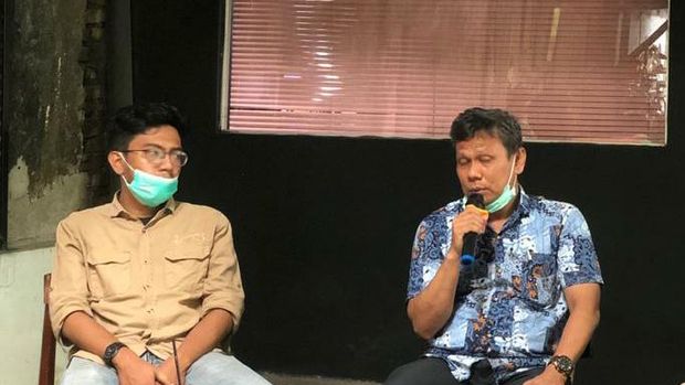 Komisioner KPU Medan Edy Suhartono (kanan) - (Haris Fadhil-detikcom)