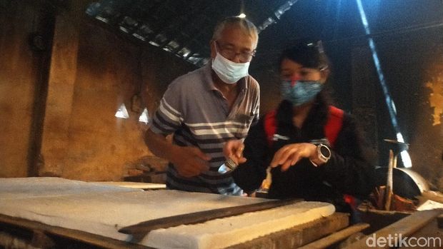 Bertualang naik jeep di Taman Nasional Meru Betiri