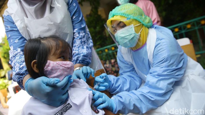 Cegah Penyebaran Penyakit, Waket MPR Minta Imunisasi Dasar Diperluas