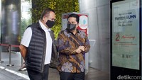 Kini, Telkom masuk daftar saham big caps alias saham dengan kapitalisasi pasar (market capitalization) di atas Rp 100 triliun. Kapitalisasi pasar saham Telkom mencapai Rp 315 triliun. Saham Telkom juga tengah diburu oleh investor seiring dengan perjanjian investasi senilai US$150 juta atau Rp2,1 triliun ke PT Aplikasi Karya Anak Bangsa alias Gojek. Sejauh ini, saham Telkom juga menjadi unggulan para sekuritas.