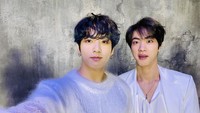 Dinobatkannya Jungkook sebagai Sexiest International Man berbarengan dengan hitung mundur perilisan album baru BTS yang berjudul BE. (Foto: dok. Instagram/Twitter BTS) 