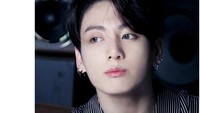 Jungkook jadi orang Korea pertama dalam sejarah yang berhasil menyabet gelar Sexiest International Man 2020. (Foto: dok. Instagram/Twitter BTS) 