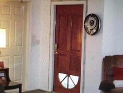 8 Foto Interior Rumah Super Aneh, Bikin yang Lihat Mengerutkan Dahi