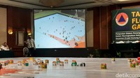Jarak luncuran awan panas dalam skenario itu yaitu mengarah ke Kali Gendol sepanjang 9 km, Opak 6 km, Woro 6 km.