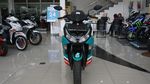 Potret Yamaha Aerox 155 Connected Berbaju Tim Petronas Sprinta
