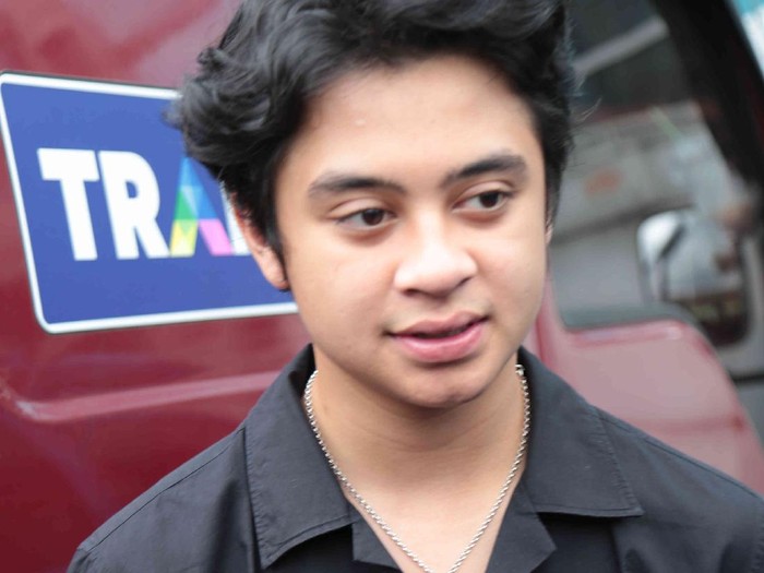 Bastian Steel Kok Capek Banget?