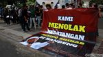 Deretan Spanduk Tolak Habib Rizieq Hadir di Bandung