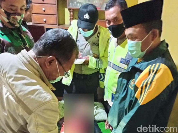 dua remaja tewas tersambar petir