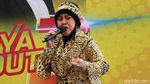 Rawr! Kita Tampilkan, Elvy Sukaesih Sang Ratu Dangdut