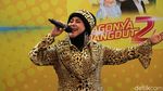 Rawr! Kita Tampilkan, Elvy Sukaesih Sang Ratu Dangdut