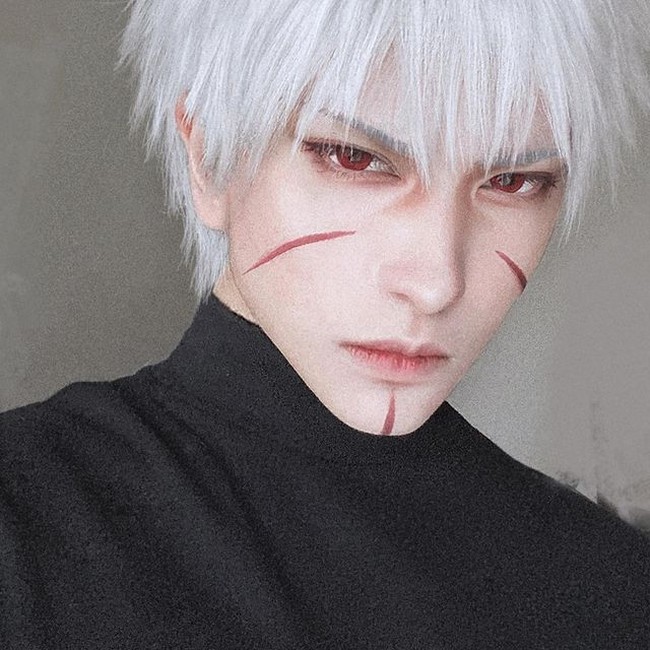 Berkat kemampuan berdandan cosplaynya, Hakken menjadi cukup popular. Hingga kini dirinya telah memiliki pengikut sebanyak 1,5 juta di Instagram. Foto: Instagram/@_hakkencoser_