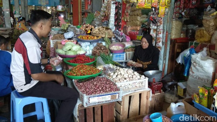 Harga Kebutuhan Pokok di Lamongan Turun Saat Musim Hujan