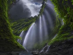 Surga Dunia yang Terabadikan Jawara Landscape Photographer of the Year