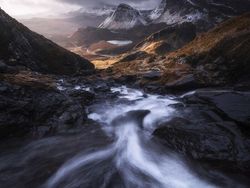 Surga Dunia yang Terabadikan Jawara Landscape Photographer of the Year