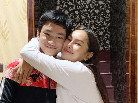 Kalina Oktarani dan Azka Corbuzier