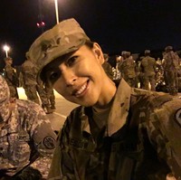 Setelah lulus menjalani latihan sebagai tentara Amerika Serikat dan meraih gelar Bachelor of Science in Nursing, Kristy tinggal di Houston, Texas, bersama suaminya. Statusku sekarang di Army is Individual Ready Reseve (IRR), dimana aku lepas tugas, tapi dalam empat tahun ini, sampai Oktober 2022, aku bisa dipanggil jadi aktif duty kalau mereka perlu soldiers, tambah Kristania Virginia Besouw. Foto: Dok. pribadi Kristania Virginia Besouw