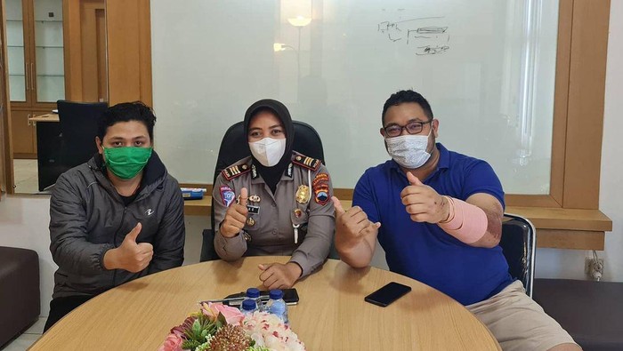 Mediasi pemotor CBR1000RR SP Dimas Prasetyahani dengan pemobil Daihatsu Ayla berinisial A di Polres Banyumas, Jumat (20/11/2020).