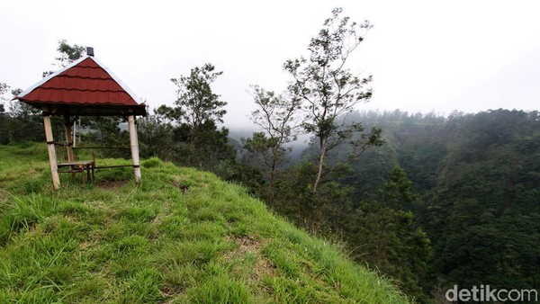 Kaur Perencanaan Desa Balerante, Kecamatan Kemalang, Jainu mengatakan sejak ditutup sampai saat ini sudah tidak ada wisatawan yang bandel datang. Sebelum Siaga, setiap hari libur, Sabtu dan Minggu cukup ramai. Kaur Perencanaan Desa Balerante, Kecamatan Kemalang, Jainu mengatakan sejak ditutup sampai saat ini sudah tidak ada wisatawan yang bandel datang. Sebelum Siaga, setiap hari libur, Sabtu dan Minggu cukup ramai.