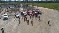 Untuk mempercepat hilirisasi nikel melalui Proyek Strategis Nasional, Kemenkomarves meninjau langsung kesiapan sejumlah smelter di Sulawesi yang masuk dalam usulan PSN diantaranya; Indonesia Morowali Industrial Park (IMIP) Morowali, Virtue Dragon Nickel Industry (VDNI) di Konawe dan PT Ceria Nugraha Indotama (CNI) di Kabupaten Kolaka, Sulawesi Tenggara. Kabupaten Kolaka menjadi salah satu lumbung Nikel Indonesia. Oleh karenanya, smelter PT. CNI sebagai PSN, hilirisasi nikel akan menghasilkan nilai tambah dan mendorong percepatan ekonomi daerah dan nasional. Foto: dok. Kemenkomarves