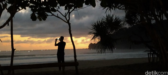 Pantai Rajegwesi Banyuwangi