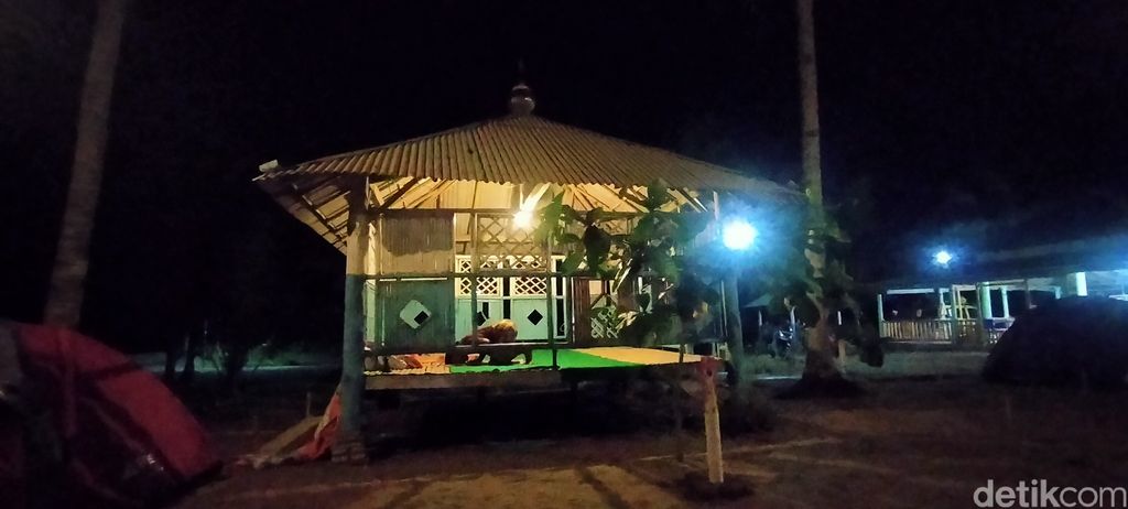Pantai Rajegwesi Banyuwangi