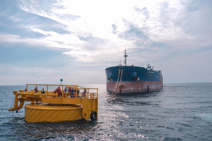 Pertamina EP Asset 4 Sukowati melakukan pergantian single point mooring (SPM) di perairan Laut Jawa, tepatnya di Kabupaten Tuban.
