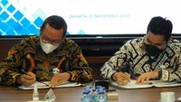 Penandatanganan ini dilakukan oleh Direktur Utama PT. CNI Derian Sakmiwata dengan Head of EPC Division PT PP Nurlistyo Hadi, bertempat di Kantor PT Ceria Nugraha Indotama (CNI) Jakarta, Jumat (20/11/2020). Foto: dok. PT PP