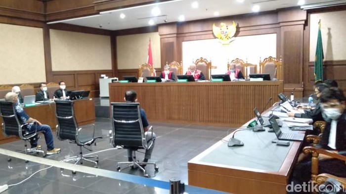 Sidang kasus suap-gratifikasi Nurhadi