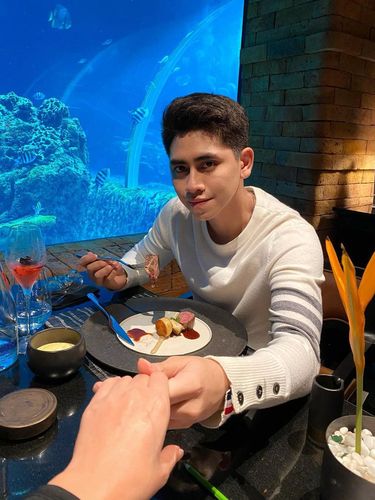 Romantisnya Athalla Naufal dan Venna Melinda saat Makan Malam