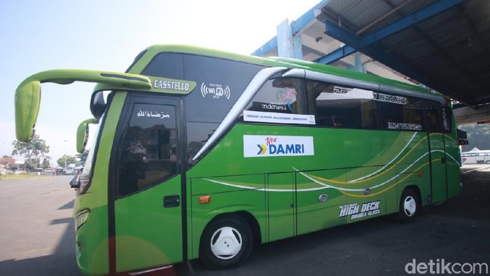 Bus Damri tujuan Terminal Arjosari-Sendangbiru kembali beroperasi. Armada ini tak beroperasi sejak awal November lalu.
