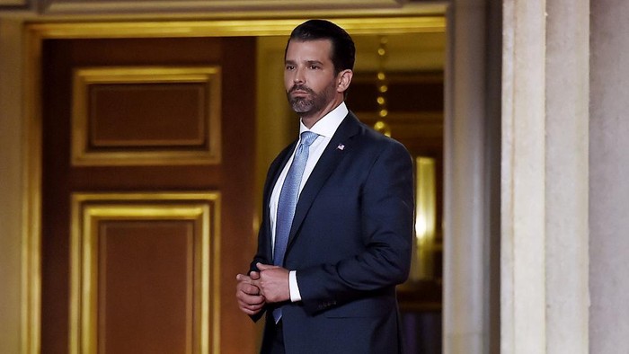 (FILES) In this file photo taken on August 24, 2020 Donald Trump Jr. arrives to speak during the first day of the Republican convention at the Mellon auditorium in Washington, DC. - Donald Trump Jr., son of US President Donald Trump, has tested positive for Covid-19, his spokesman said on November 20, 2020. (Photo by Olivier DOULIERY / AFP)