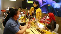 Momen perayaan HUT ke-53 Indosat Ooredoo salah satunya digelar di gerai Kota Kasablanka, Jakarta.