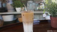Untuk menu yang ditawarkan, Ol Pops Coffee tersedia mulai dari menu kopi maupun non kopi. Minuman kekinian tersebut diracik langsung oleh barista handal. Foto: detikFood/Riska Fitria