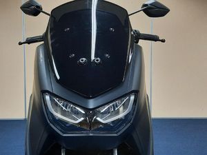 Intip Kepraktisan yang Ditawarkan Yamaha Nmax Terbaru