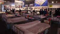 Beberapa ranjang yang digunakan untuk menangani pasien pada masa-masa awal COVID-19 mewabah di Wuhan menjadi salah satu koleksi di Museum Anti-COVID-19 di Wuhan, Provinsi Hubei, China, Sabtu (21/11/2020). 