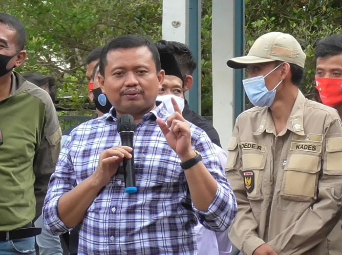 Bupati Sumedang Dony Ahmad Munir.