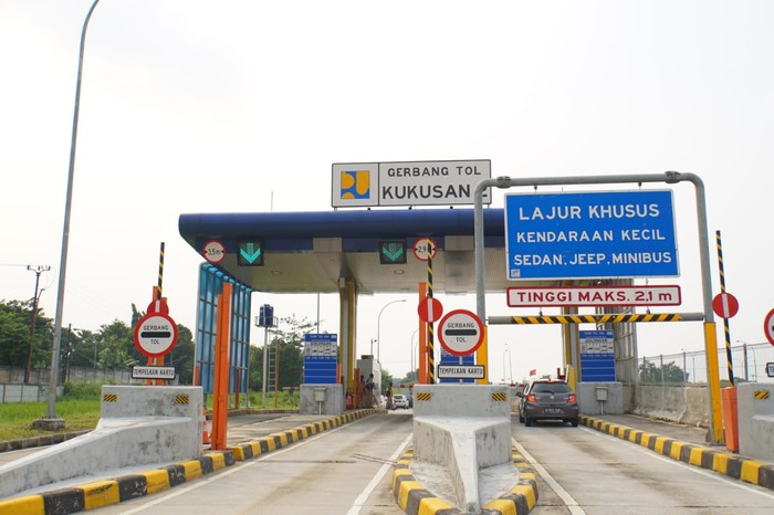 Gerbang Tol Kukusan