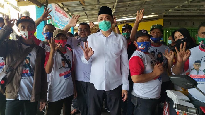 kelana aprilianto-dwi astutik