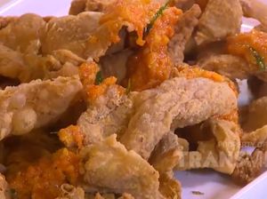 Masak Masak : Kulit Ayam Renyah Siram Sambal yang Gurih