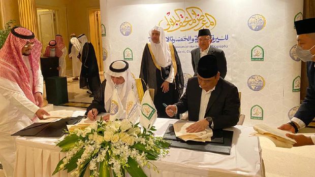 Momen Pertemuan JK denganImam besar Al-Azhar Syeikh Ahmad Al Tayeb