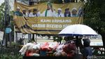 Penampakan Baliho Habib Rizieq yang Masih Mejeng di Jakarta