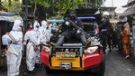 Petamburan Disemprot Disinfektan Imbas Kerumunan Massa Habib Rizieq