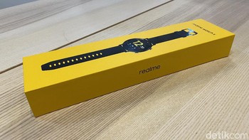 Realme Watch S dirilis di Indonesia beerbarengan dengan arzo 20 series. Foto: Adi Fida Rahman/detikINET