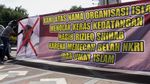 Saat Warga di Beberapa Kota Indonesia Tolak Kehadiran Habib Rizieq