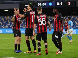 Gol-gol AC Milan Bekuk Napoli 3-1