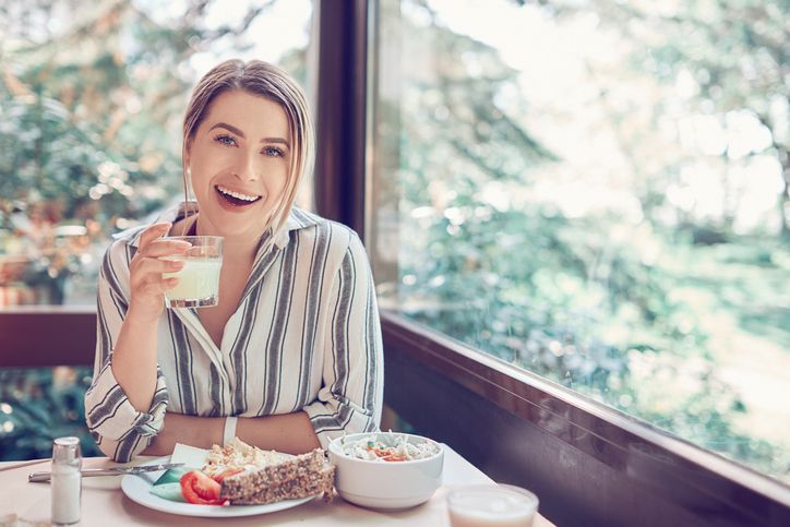 7 Kebiasaan Sarapan Pagi yang Sehat untuk Wanita, Dijamin Langsing!